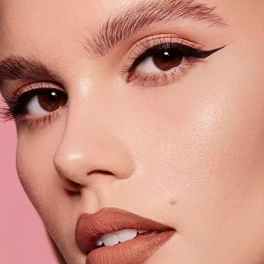 Rotating Eyeliner